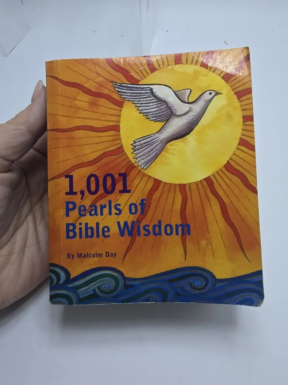 1,001 Pearls of Bible Wisdom Pocket Book By Malcom Day